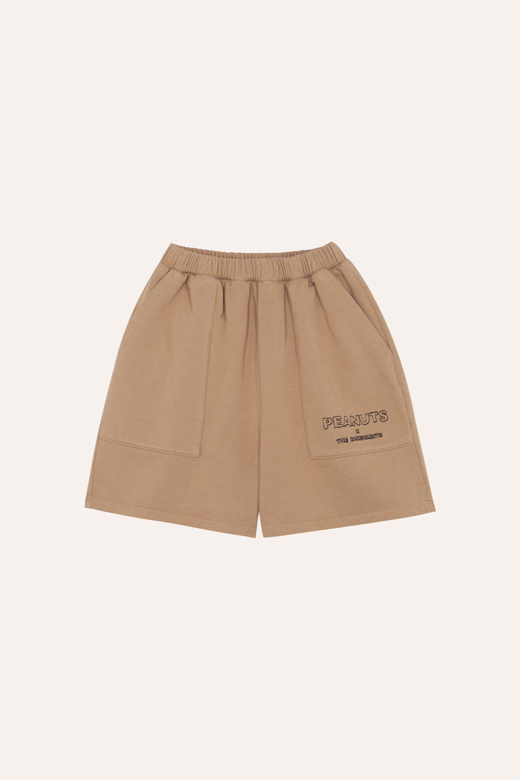 Pantalón corto marrón peanuts con estampado en el culo del Snoopy.