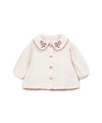 Camisa con cuello floreado