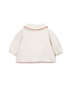 Camisa con cuello floreado