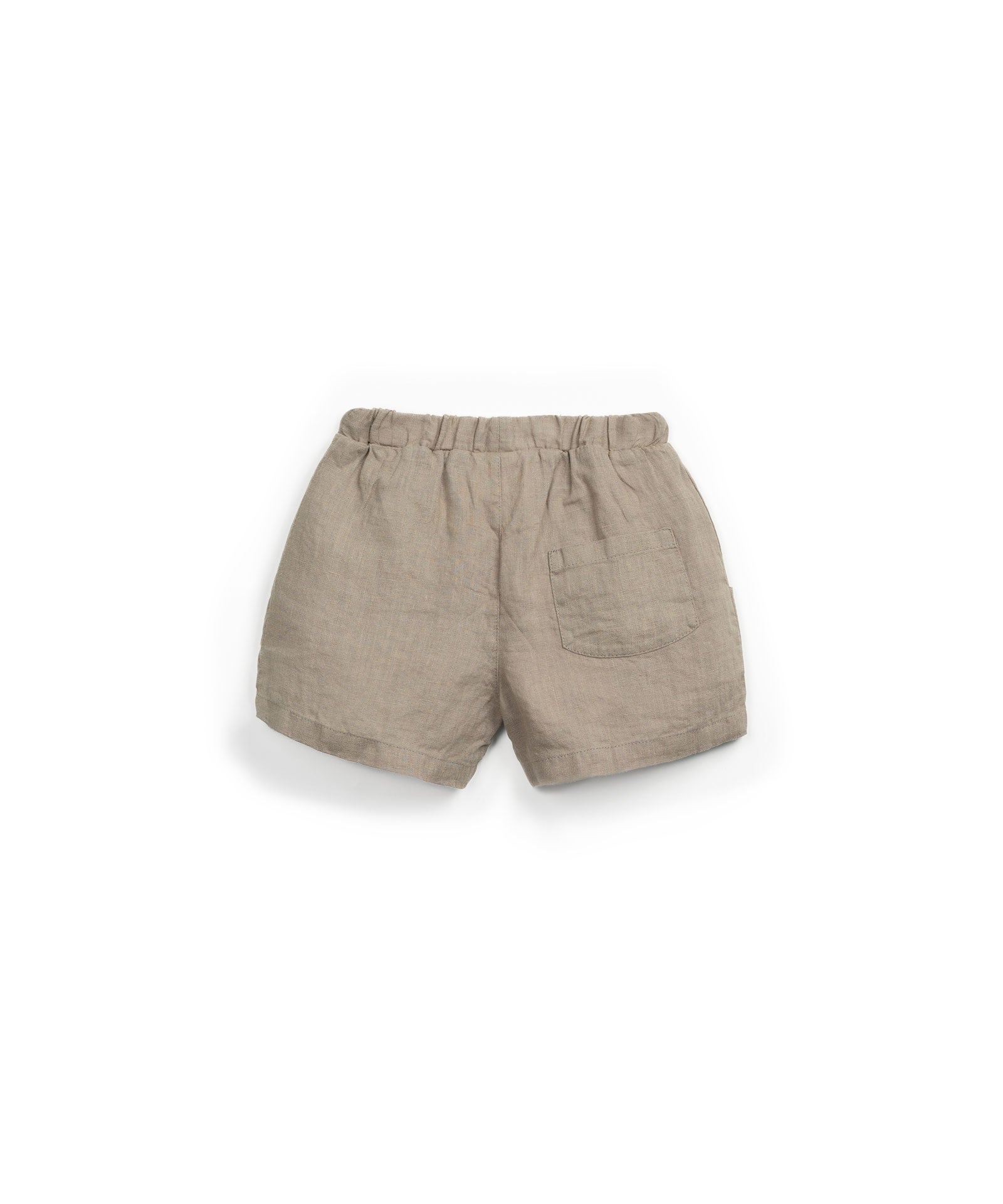 Pantalón corto de lino marrón con botón de coco
