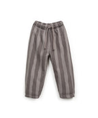 Pantalón rayas grises
