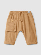 Pantalón de terciopelo acanalado almendra - vista principal