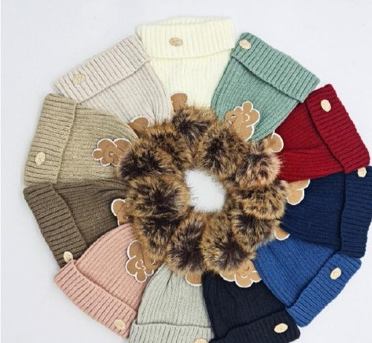 Gorros infantiles MONNUAGE M507.2 de punto canalé con pompón en varios colores